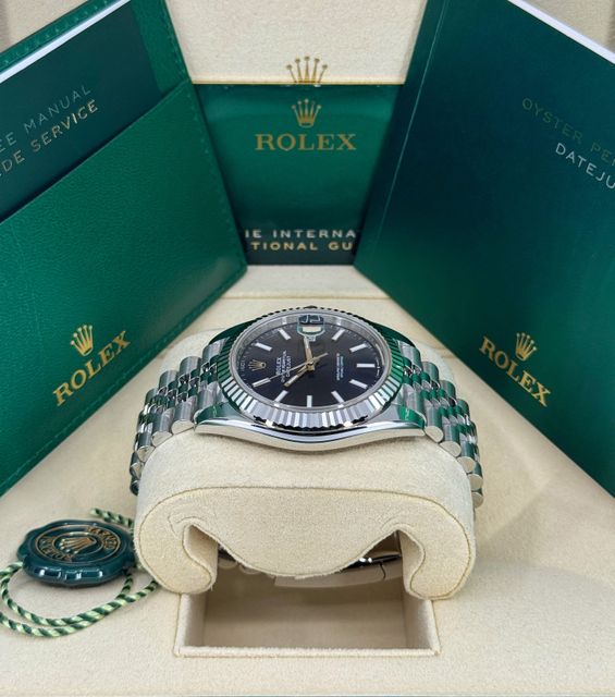 Rolex Datejust 41 126334 Image 2